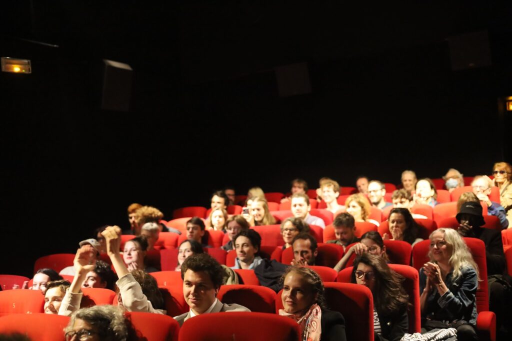 Photo du public lors de l'avant-première de Dessine-moi une planète, au cinéma Le Brady à Paris, le 24 Septembre 2022